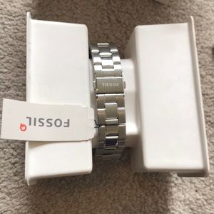 Jewelry - NWT Fossil Hybrid smartwatch silver Jewelry - NWT Fossil Hybrid smartwatch silver